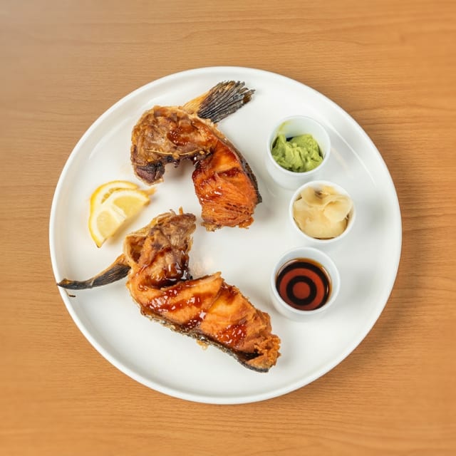 Salmon Kama.