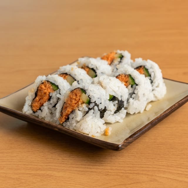 Spicy Tuna Spring Roll (2pcs).
